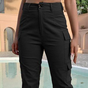 🔥NWT Black High-Waisted Cargo Joggers - Best Seller! XS only!